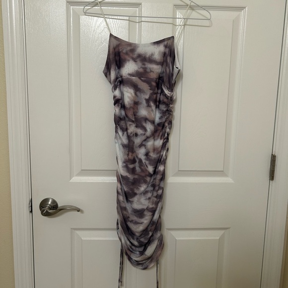 NWT Forever 21 Cinched Mini Dress - Picture 2 of 8